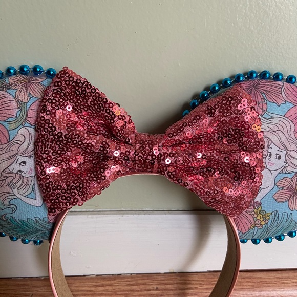 Ariel Minnie Mouse Ears - Picture 2 of 3